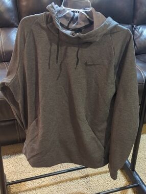Nike XL Men's Charcoal Gray Pullover Hooded Sweatshirt